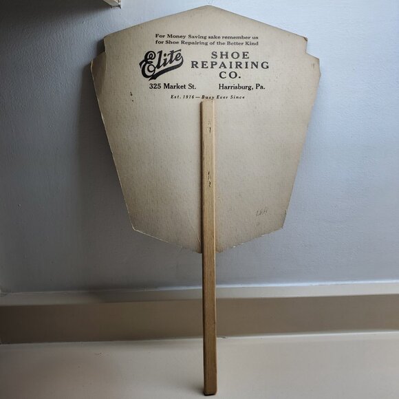 TRUE VINTAGE CARDBOARD ADVERTISING HAND FAN - Picture 2 of 2